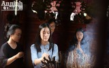 Tấp nập đến Văn Miếu cầu may trước ngày thi THPT Quốc gia 2017